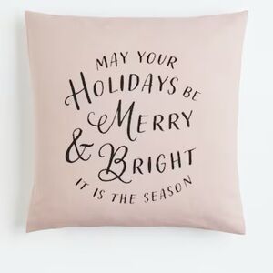 H&M Holiday Pillows with Festive Message Set of 4 - Pink